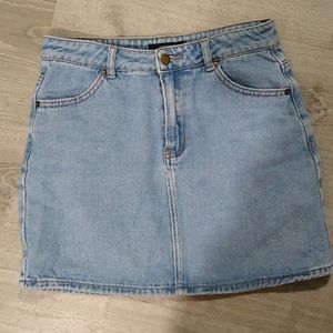 Forever 21 medium jean skirt